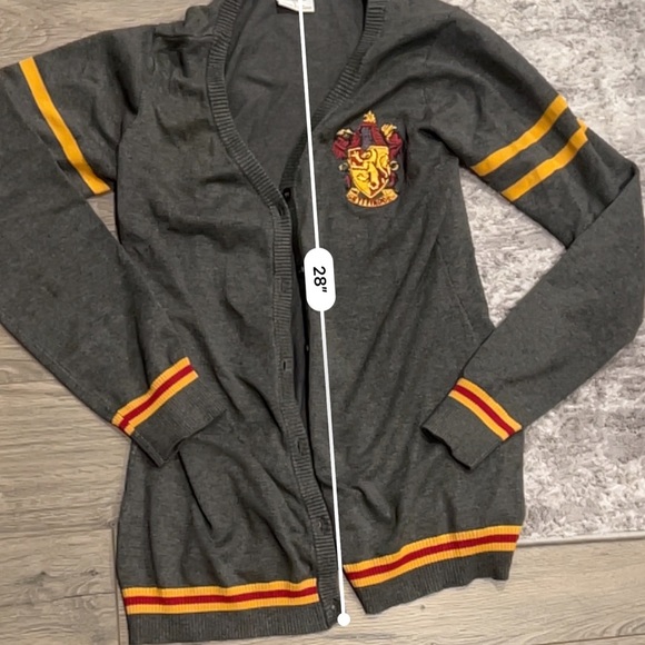 Harry Potter Gryffindor Cardigan Gray Varsity Knit Sweater Women's Large - Picture 6 of 7